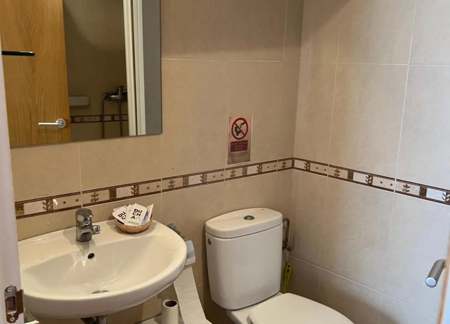 Hostal Sol I Sombra El Port De La Selva Spain